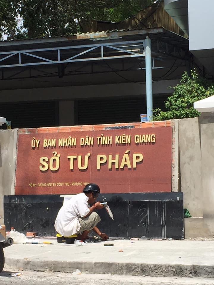 Bảng hiệu chữ nổi - Quảng Cáo Huỳnh Thiêng Phú - Công Ty TNHH Quảng Cáo Huỳnh Thiêng Phú